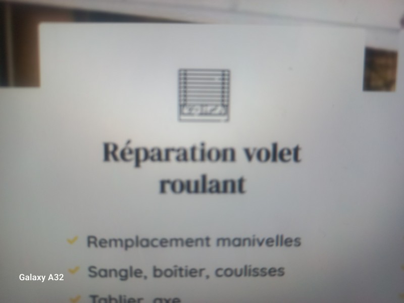 réparation et installation d'un volet roulant dans un appartement à La Grande-Motte proche du Grau-du-Roi